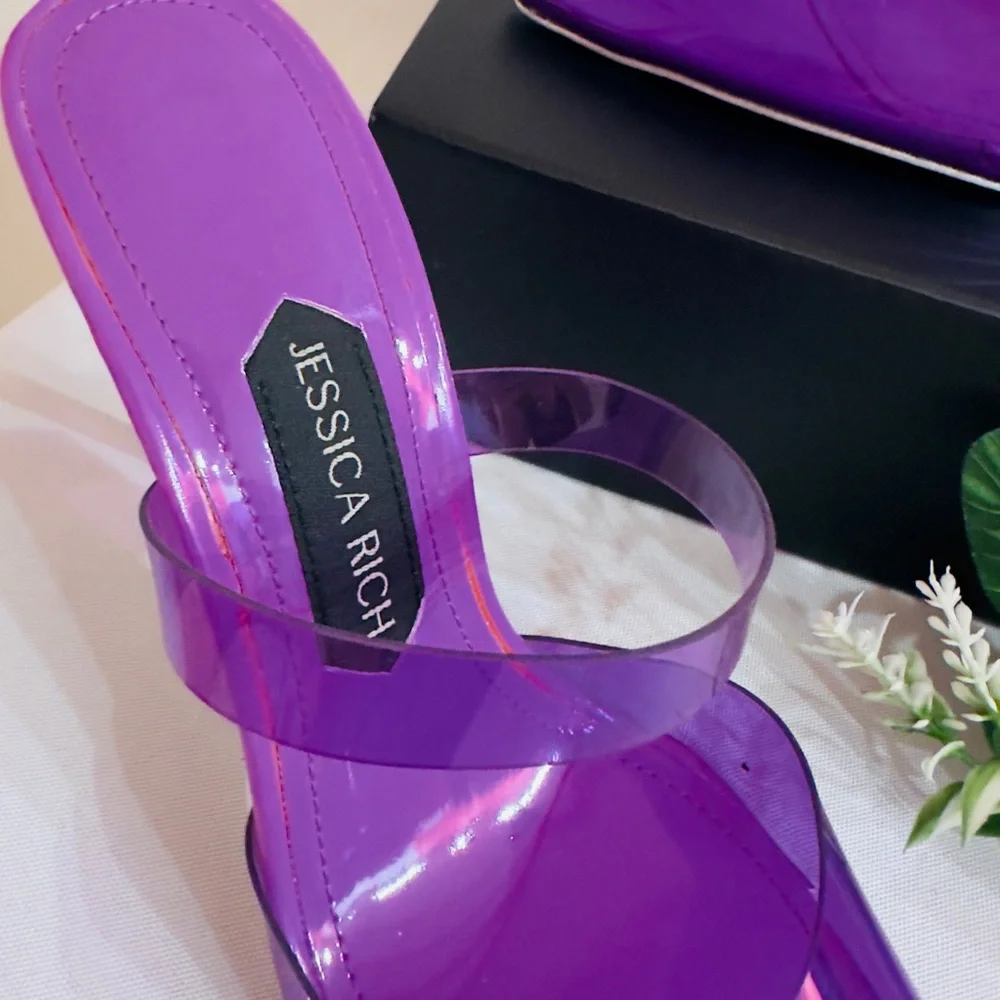 JESSICA RICH ~ Vibrant Translucent Purple 3.5” Heels w/Leather Sole size 8